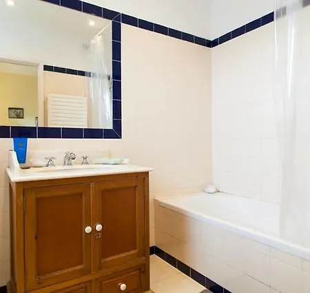 Apartamento Coracao Das Amoreiras Апартаменты *